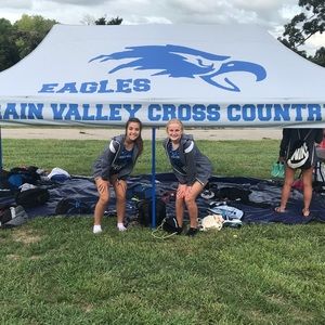 Meet your Posher, Ella